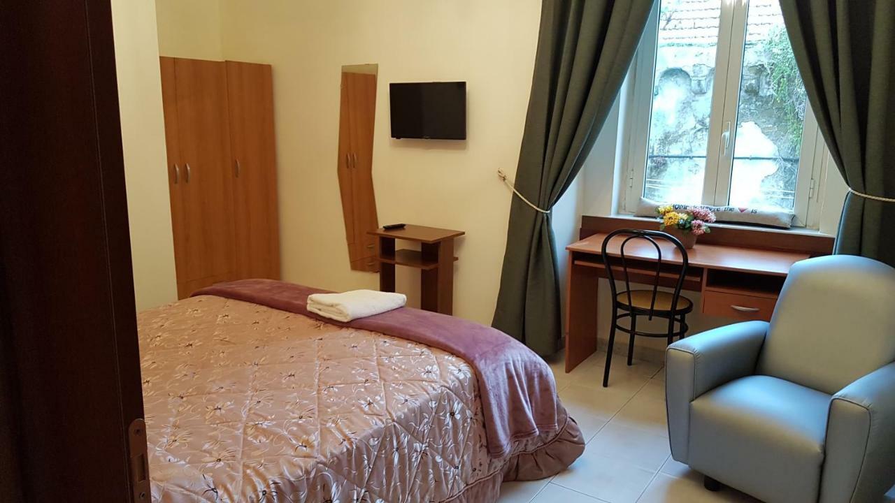 La Piccola Reggia Villa Наполи Екстериор снимка